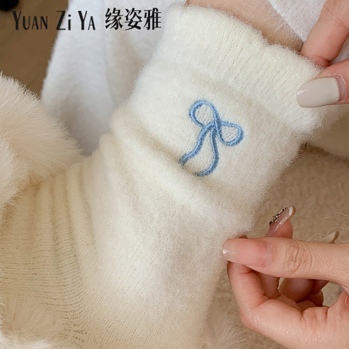 蝴蝶结澳绒袜子女中筒袜秋冬款