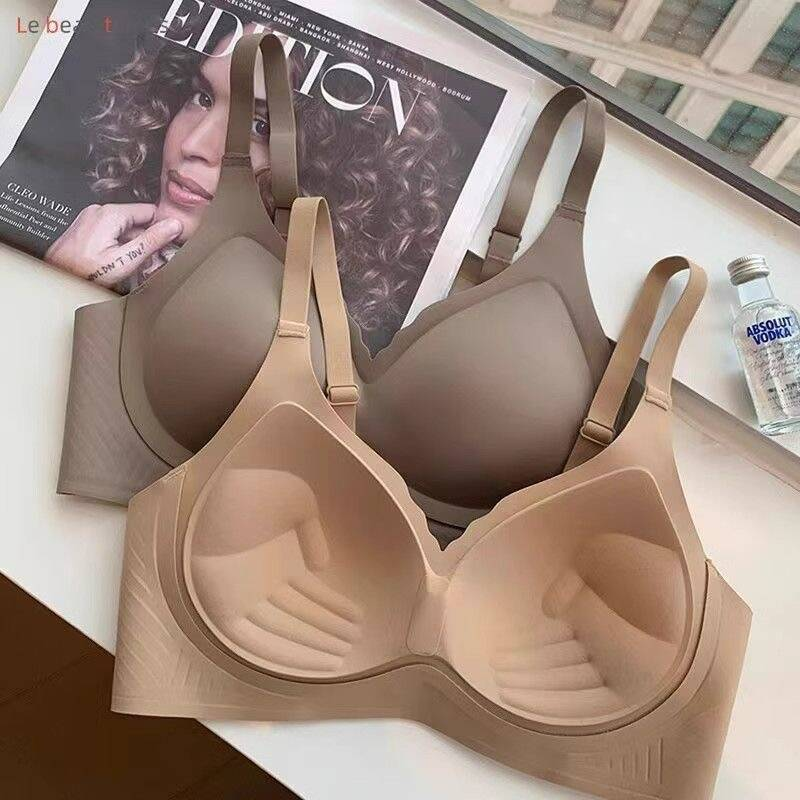 裸感无痕内衣女粉底液无钢圈手掌杯小胸聚拢上托收副乳防下垂文胸