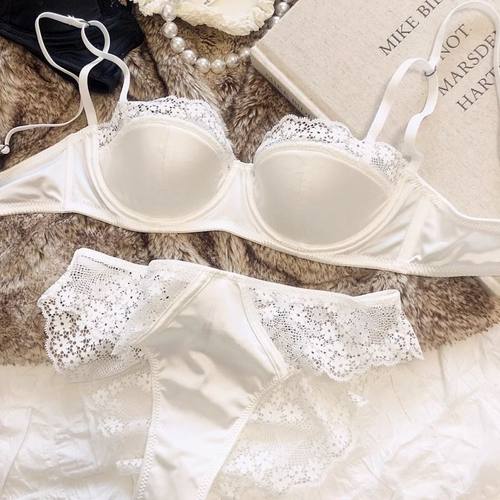 性感法式蕾丝薄款软钢圈内衣女