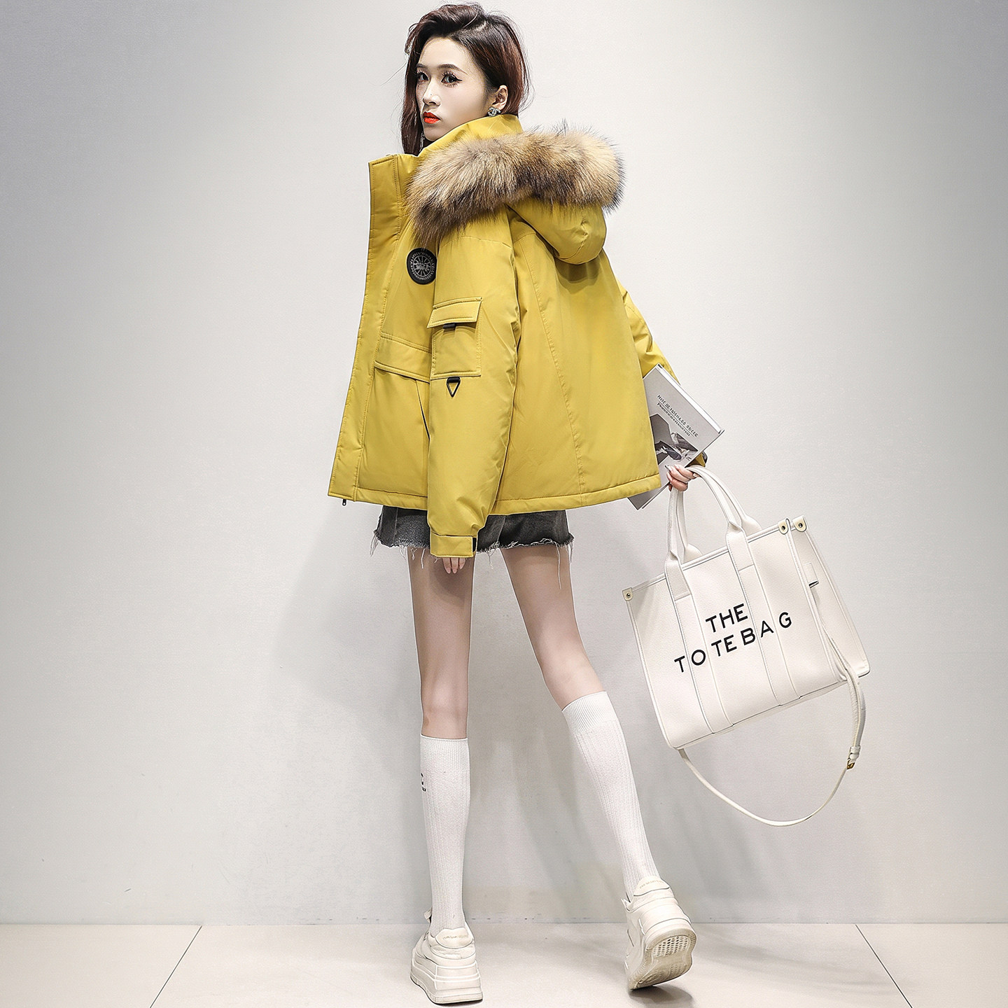 派克羽绒服女短款2026冬季大毛领连帽工装多口袋宽松加厚连帽外套