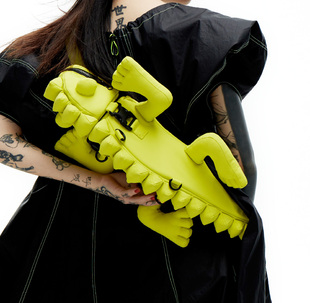 蜥蜴背包明星同款 易烊千玺同款 包包蜥蜴包 CHEN原创设计 ANGEL