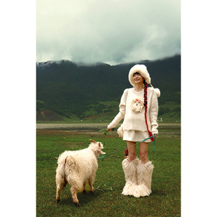 CHEN陈安琪 ANGEL AW24毛毛球波利犬手钩拉毛毛衣 韦雪同款