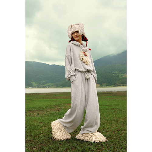 ANGEL CHEN陈安琪 AW24 手编绳杂花宽松卫裤