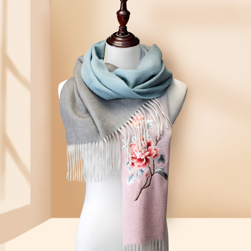 羊绒刺绣围巾送礼保暖妈妈羊毛