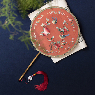 筛月古风团扇 刺绣汉服扇子 苏绣婚礼手工结婚新娘秀禾却扇古装