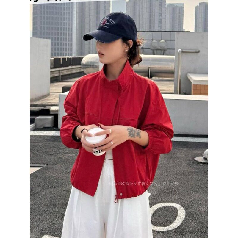 冲锋衣外套女2026春季新款欧货高端宽松休闲户外运动短款红色上衣