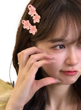 甜美小夹子樱花发夹侧马尾编发