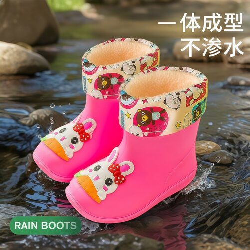 儿童雨鞋男女宝轻便靴防水