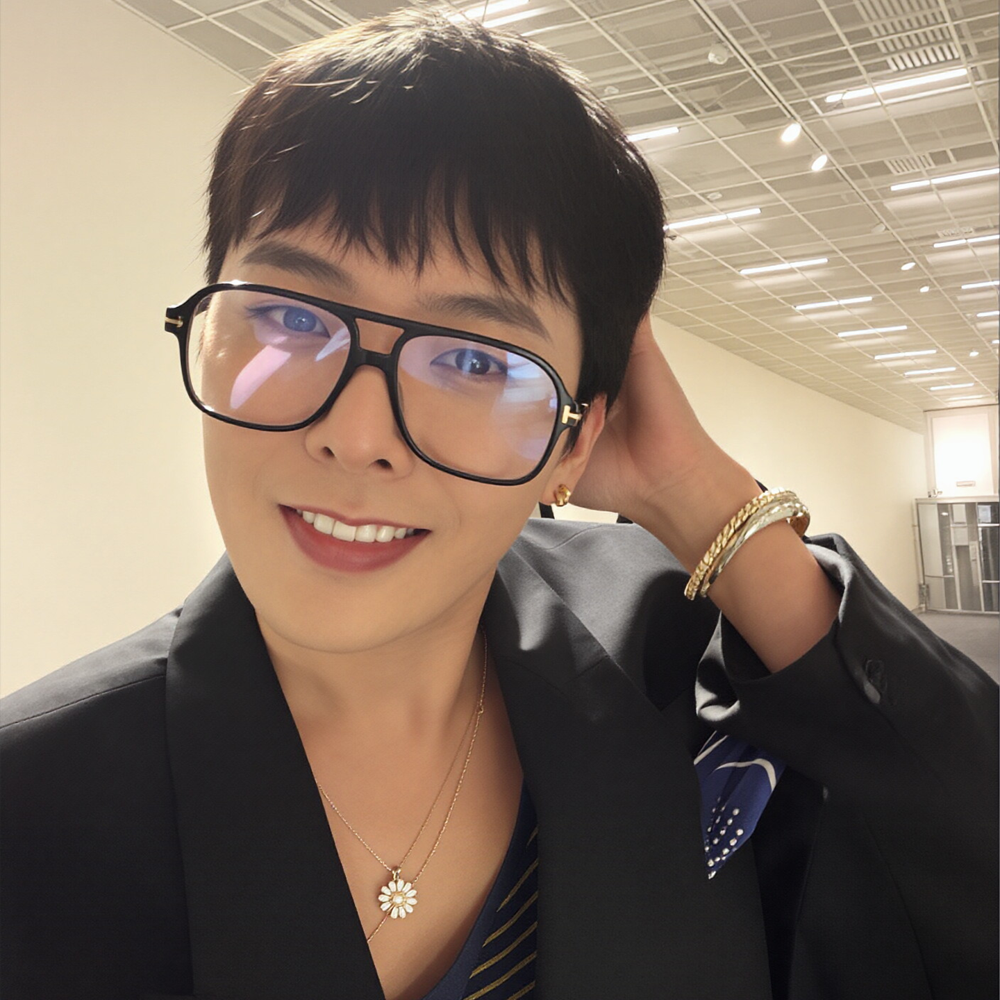 韩版复古权志龙同款黑框眼镜男配近视度数防蓝光素颜平光眼镜女潮