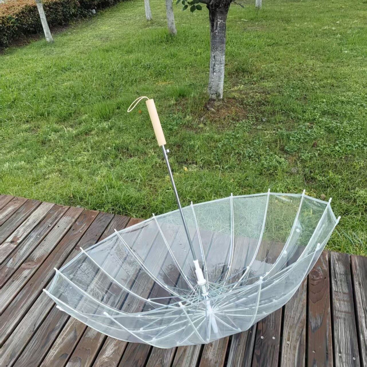 原木手柄16骨透明伞纤维骨架透明雨伞抗风结实雨伞男女通用伞