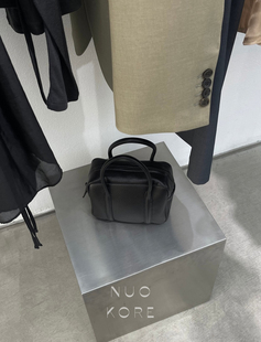 现货LAKE韩国正品小众设计师品牌2025新款简约单肩斜挎手提包女包