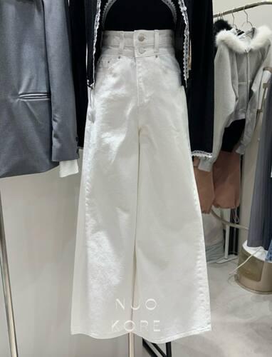 现货～BAIE.38韩国正品小众设计师品牌2026春款显瘦喇叭牛仔裤女