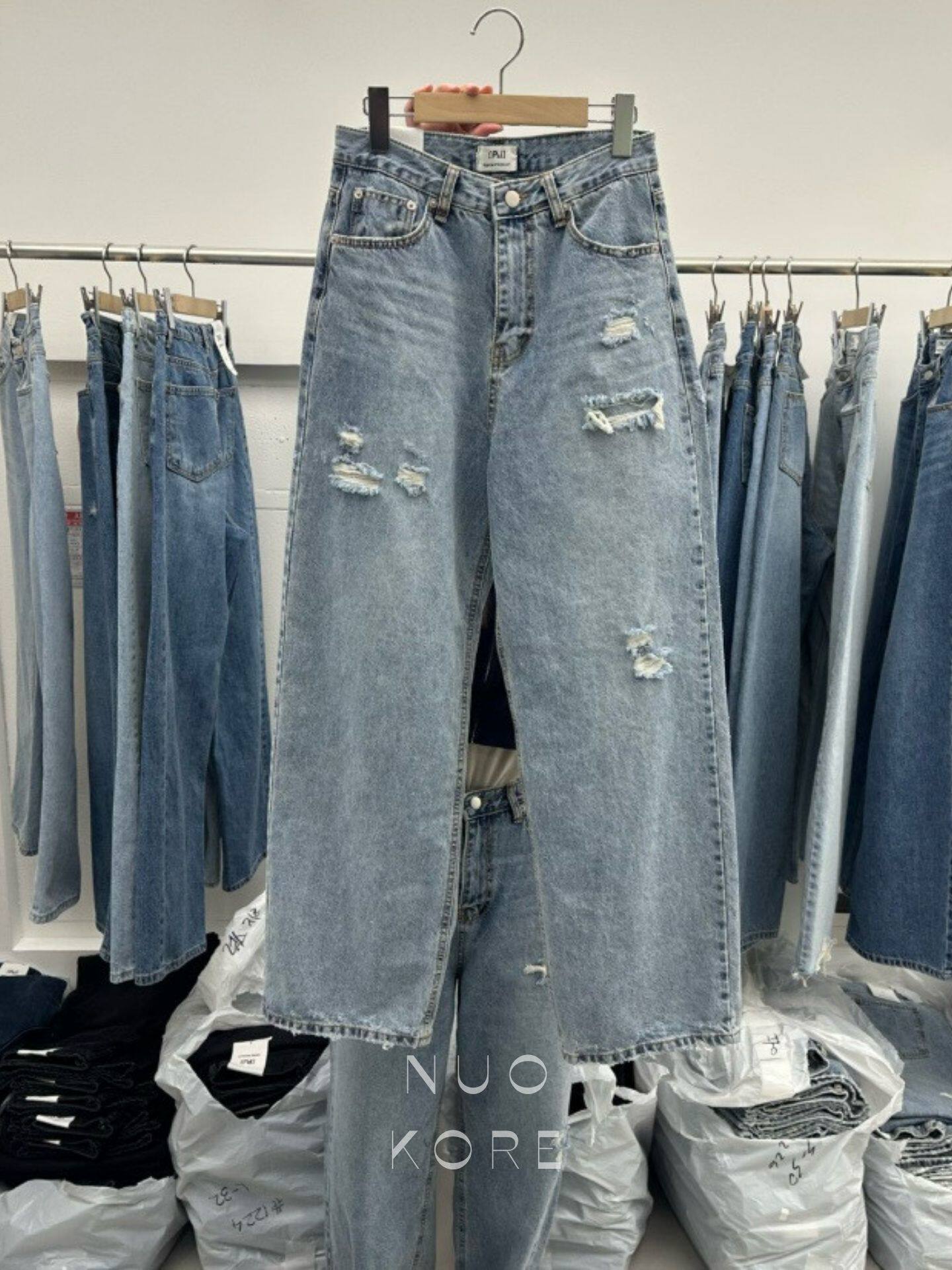 现货～PAI韩国正品小众设计师品牌2026春款水洗破洞直筒牛仔裤女