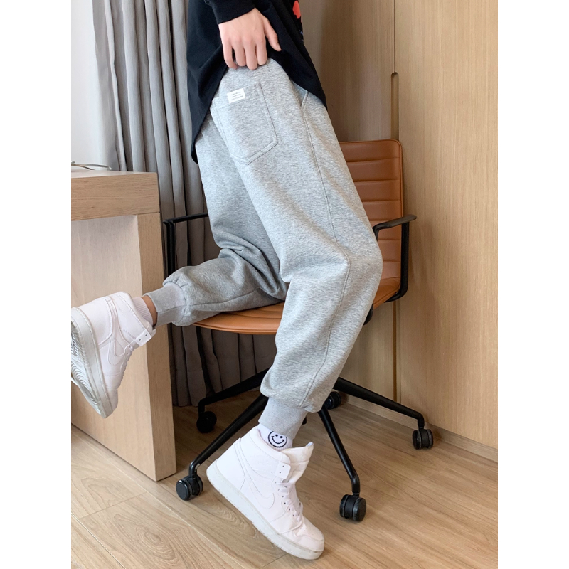 灰色男士宽松运动休闲裤