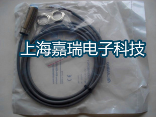 兰宝电感式传感器LR18XBF08DPOY-E2接近开关 质保两年 实物拍摄