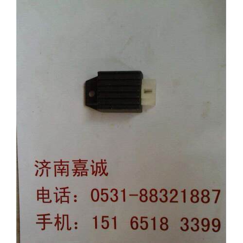 适用轻骑原厂 灵动 考拉 灵鹿QM48QT-B QM48QT-D 整流器 稳压器 1