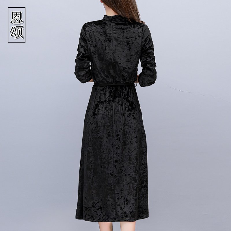 法式连衣裙宽松时尚波点秋季2020年新款女装名媛金丝绒中长款裙子