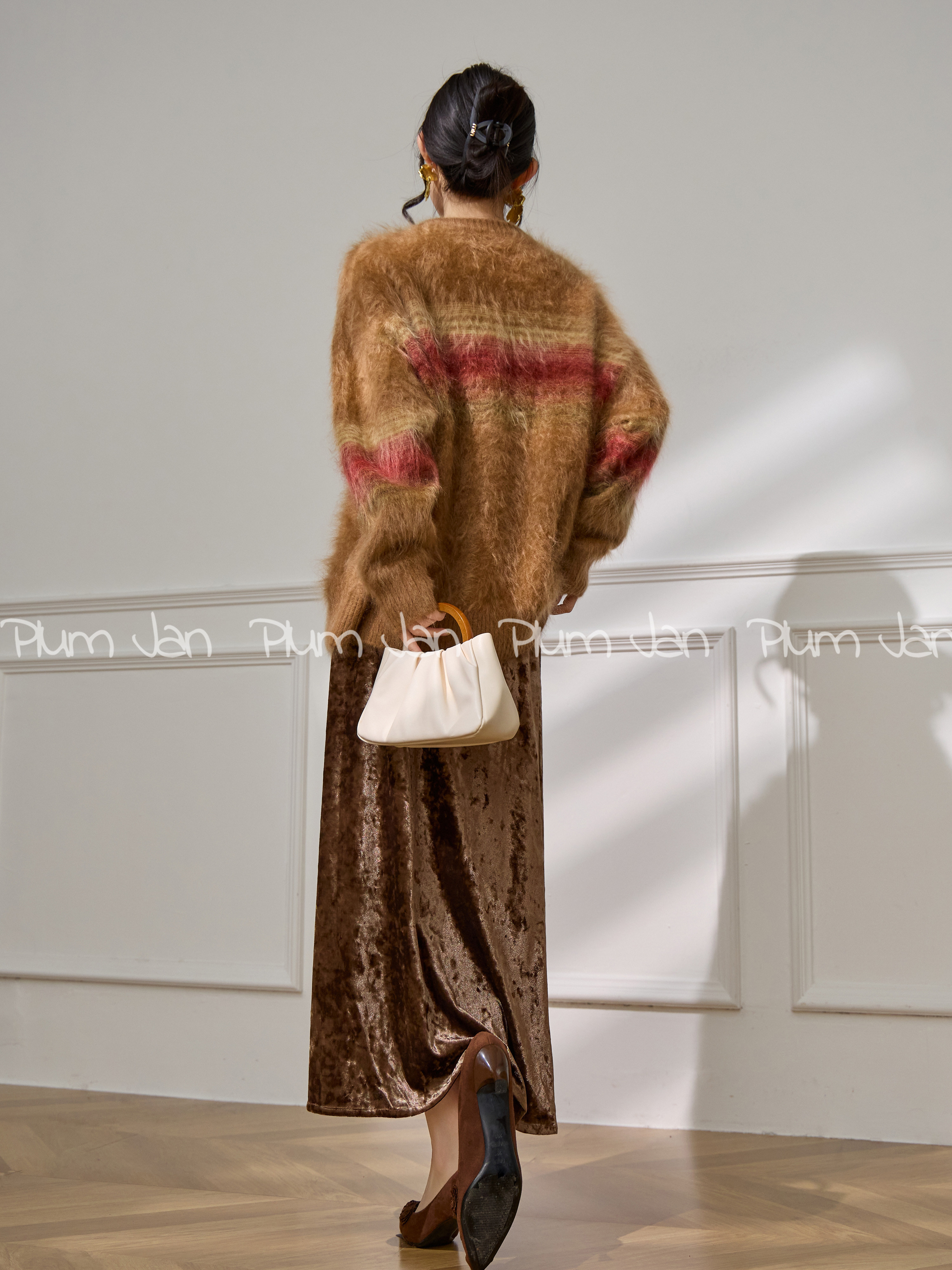 Mohair Sweater for Women with Sequin Round Neck - Taobao product photo 4