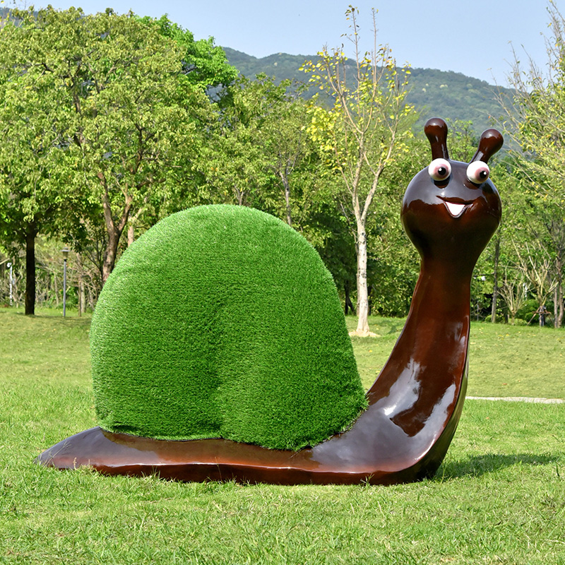 户外玻璃钢彩绘发光蜗牛雕塑公园林花园草坪景观装饰大型动物摆件