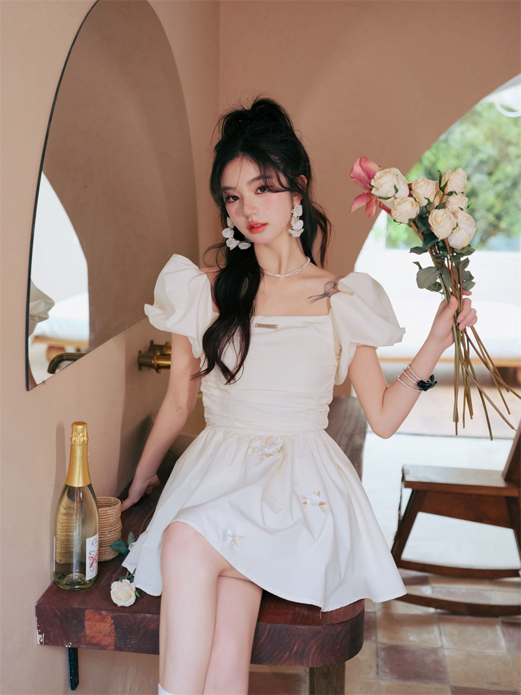 野玫瑰连衣裙野玫瑰连衣裙