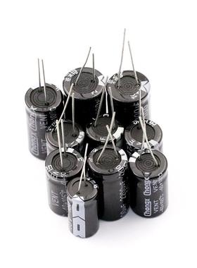 直插式铝电解电容器组件高频采集35/25/50V/10Uf47/100/470/2200U