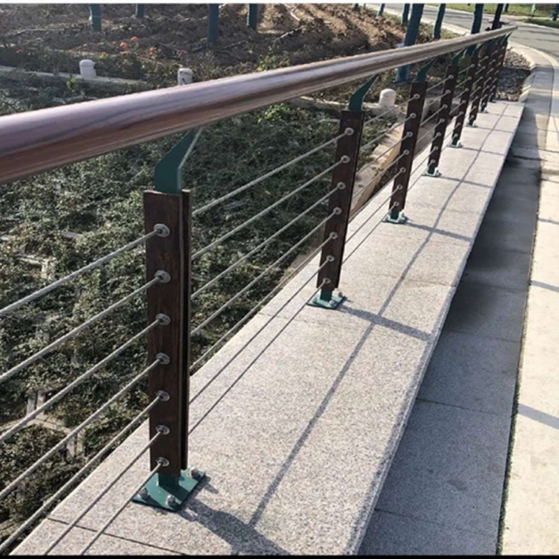 不锈钢桥梁护栏防撞隔离栏复合管灯光河边景观栏杆河道防护栏厂家