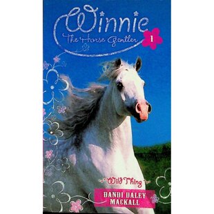 英语原版引进小熊维尼驯马师野性系列青少年小说讲述12岁女孩WinnieWillis热爱马匹在母亲去世后与家人多次搬家为实现购买梦想中