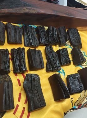 自然雷击雷劈枣木原木雷头料 手把件 吊坠 焦化陈化老料腰牌