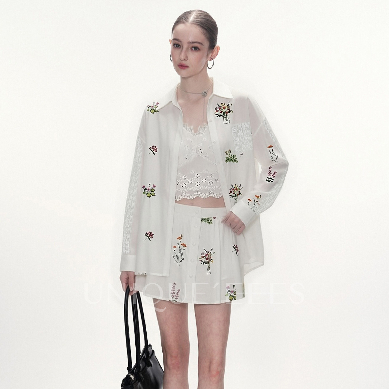 尢壹/UNIQUE'EEES【秘境花园】刺绣蕾丝衬衫A字裙U6217219