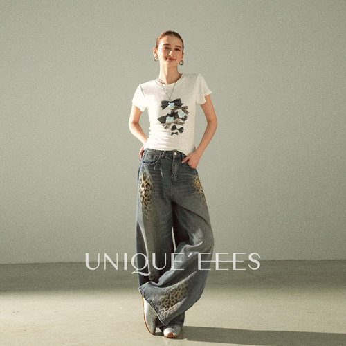 尢壹/UNIQUE'EEES【蝴蝶结密语】甜酷蝴蝶结印花正肩T恤U6211702