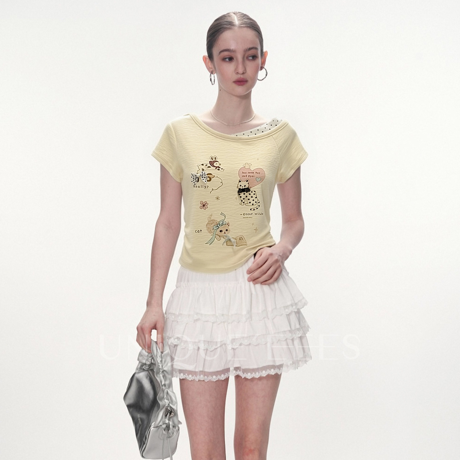 尢壹/UNIQUE'EEES【心动日记】卡通漫画印花波点T恤U6211206