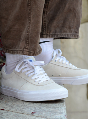 尖石Shrill Stone低帮米白色全翻毛皮耐磨减震男女街头潮流滑板鞋