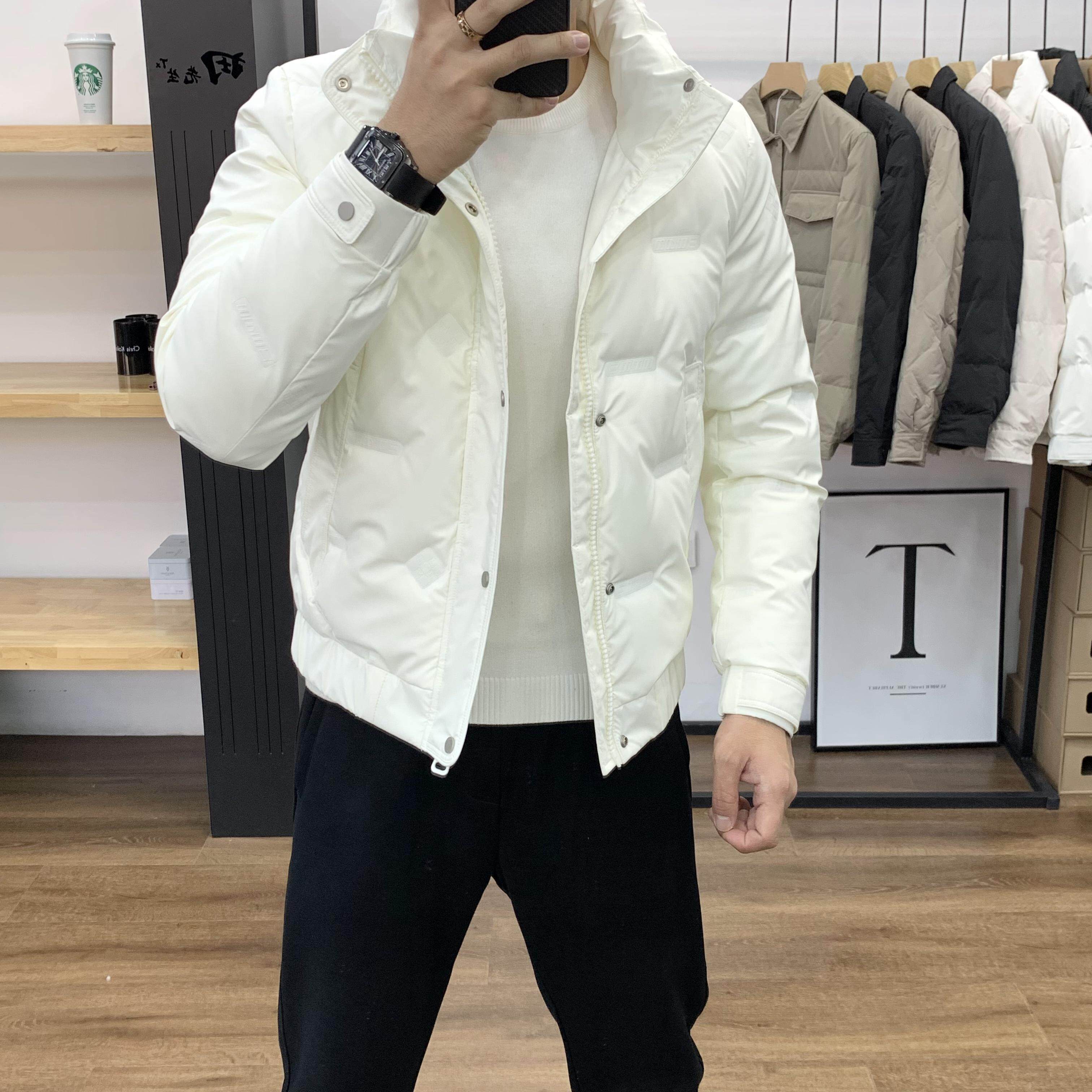 冬季白色轻薄羽绒服男潮牌帅气2025年新款男士白鸭绒保暖短款外套