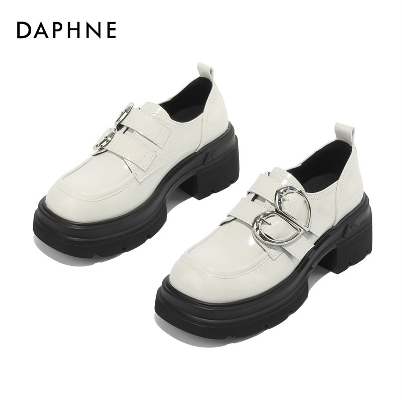 达芙妮新款英伦风乐福鞋百搭爱心环扣女鞋