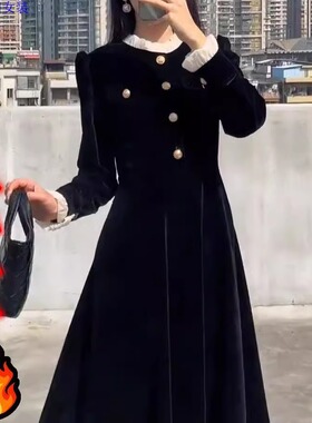 茶歇法式赫本风加绒加厚连衣裙秋冬2025新款时尚减龄高级感小黑裙
