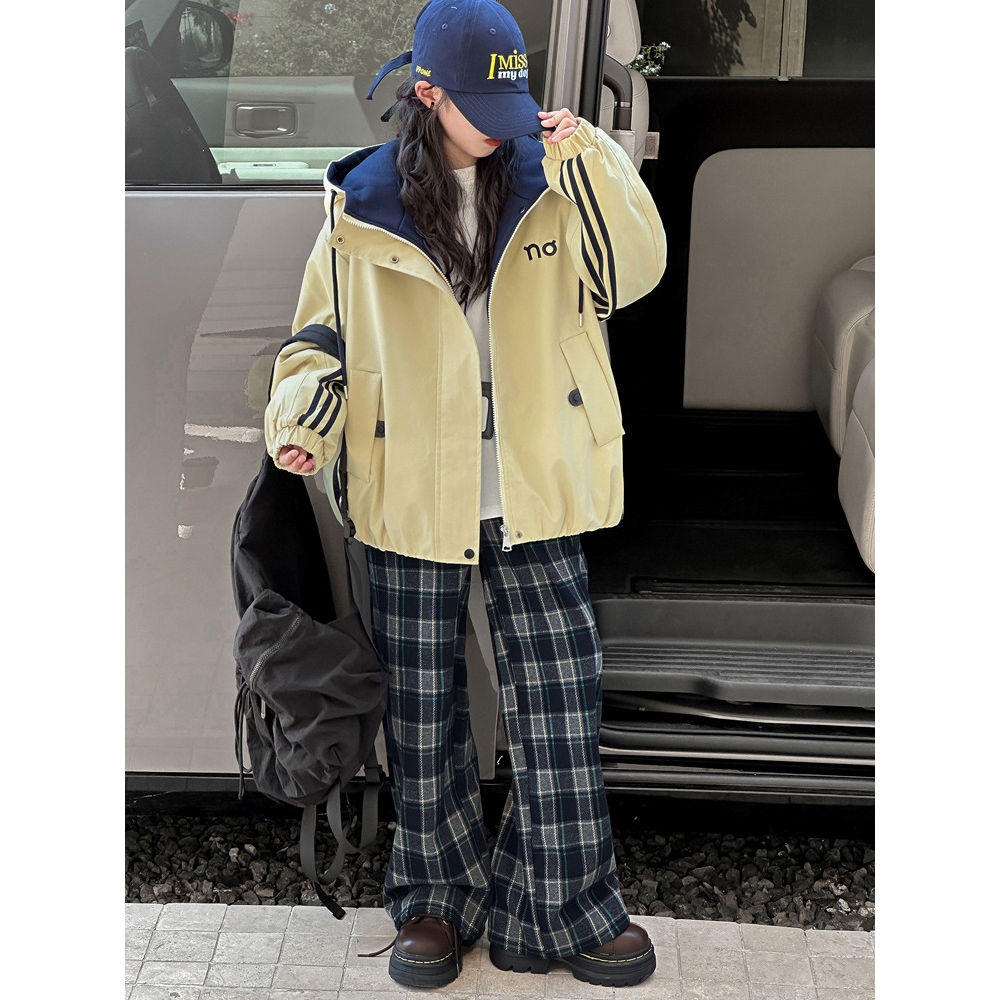 女童秋冬二棉外套2025新款儿童休闲洋气大童连帽冲锋衣加厚夹克衫