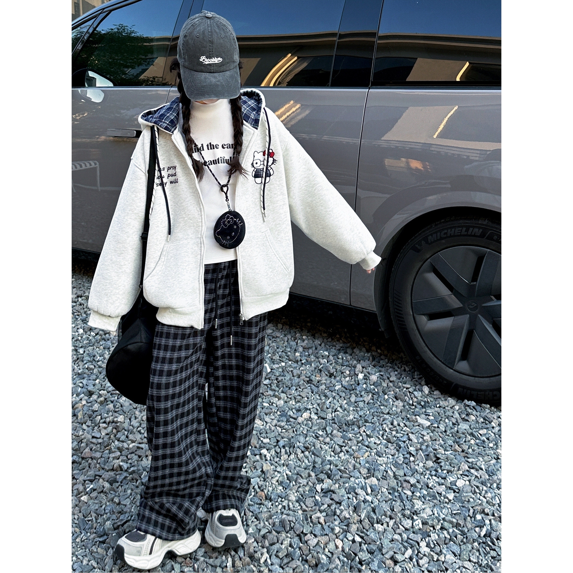 女童外套秋冬款2025新款洋气女孩儿童加厚卫衣冬季大童夹棉棒球服