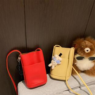 超火新款软皮迷你小包包小巧轻便装零钱水桶手机包斜挎包女包