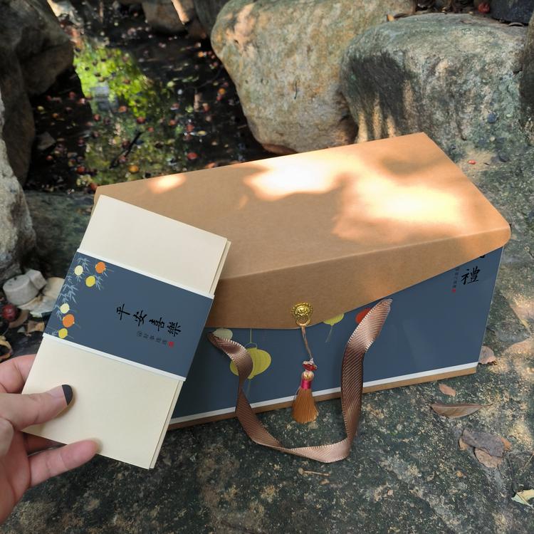 kj573高档级服装化妆品美妆内衣玩具文具土特产礼盒包装设计定制