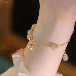 仿和田钰铃铛手镯手链高级感个性新款女汉服轻奢带铃铛的手链