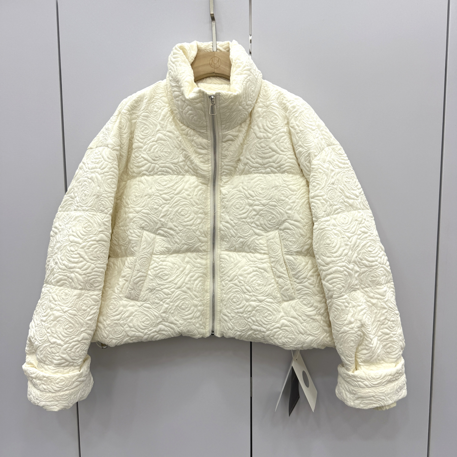 52007 欧洲站25冬新款时尚洋气立领宽松百搭羽绒服女面包服