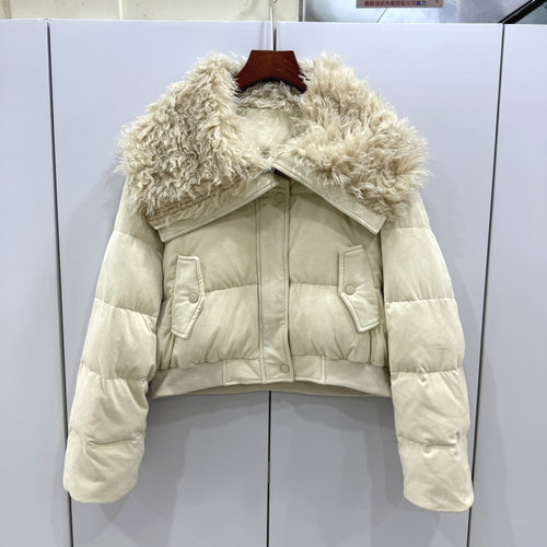 H25-59171欧洲站25冬羊卷毛海军娃娃领磨绒加厚减龄羽绒服短外套