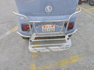 东威电动三轮车行李架防撞杠货架置物架东威四轮电动车配件