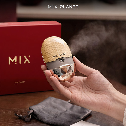 生日礼物热敷补水润眼按摩仪