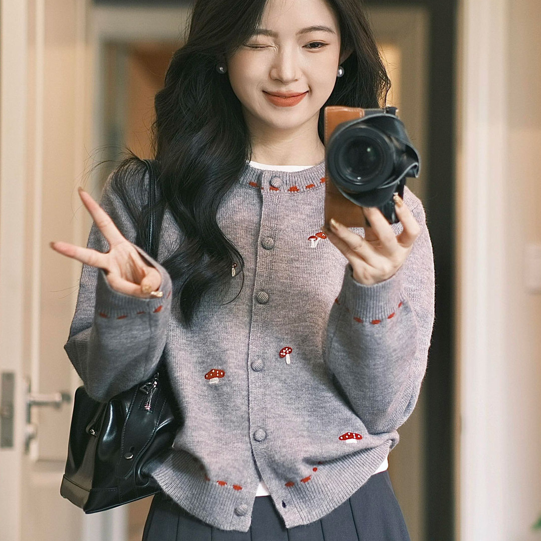 韩系穿搭圆领针织开衫女