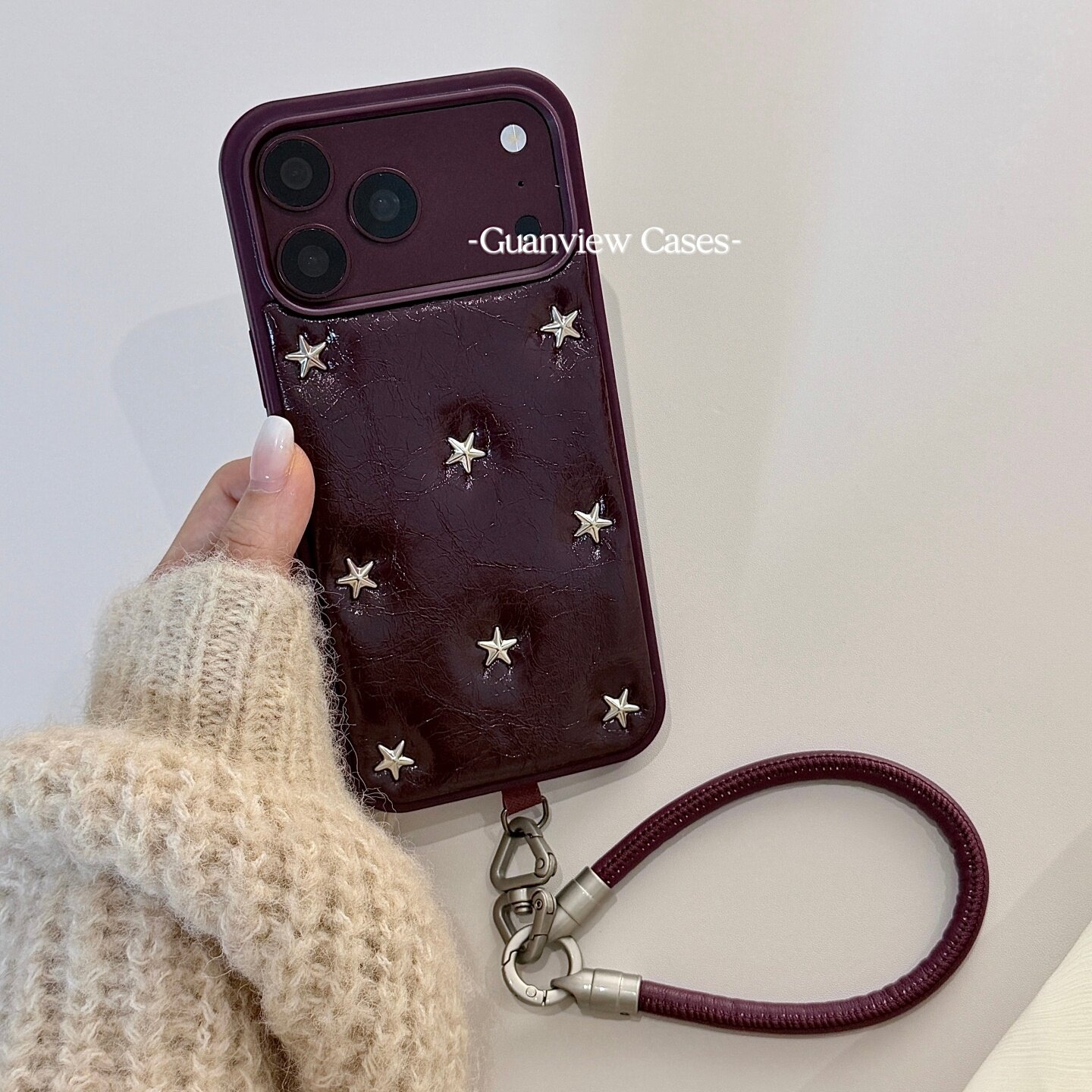 guanview 秋冬ins勃艮第酒红油蜡漆皮铆钉星星适用苹果18promax手机壳iphone17pro新款18pro挂绳17pm防摔套女