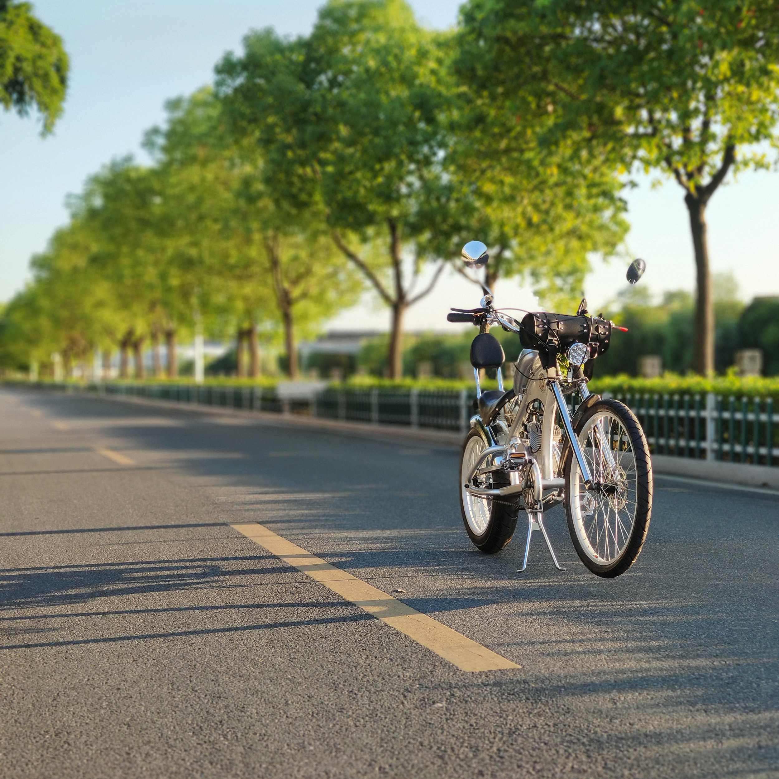 2冲程复古哈雷自行车燃油48cc发动机老式汽油马达老古董单车炸街