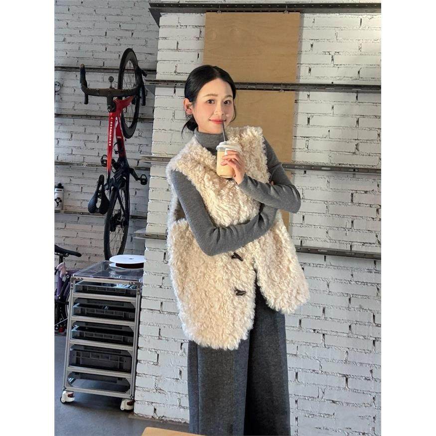 2025新款皮毛一体马甲外套女冬季高级感小个子宽松加厚羊羔毛马夹,个性定制/设计服务/DIY,棉服工装,淘宝优惠券,粉丝福利购,淘宝优惠卷