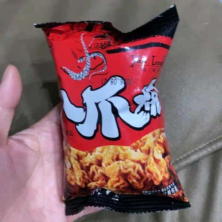八爪烧零食小吃锅巴爆正宗麻辣8090网红比萨办公休闲怀旧好吃辣味