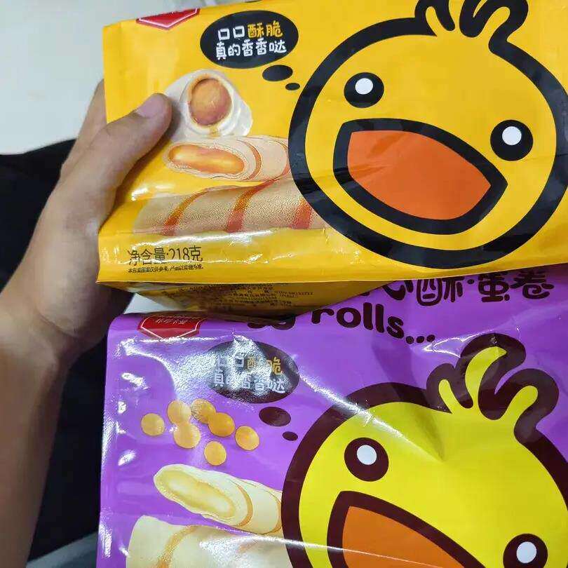 咔啰卡流心蛋酥咸蛋黄味夹心蛋卷独立小包装休闲零食